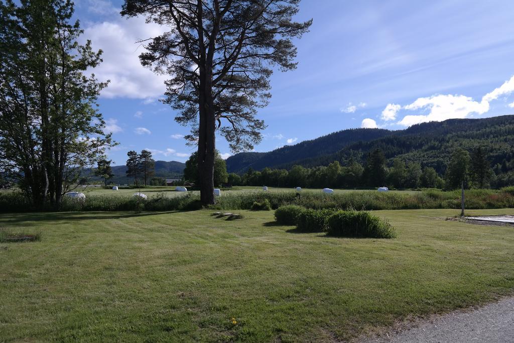 Holmset Camping And Fishing Namdalseid Buitenkant foto