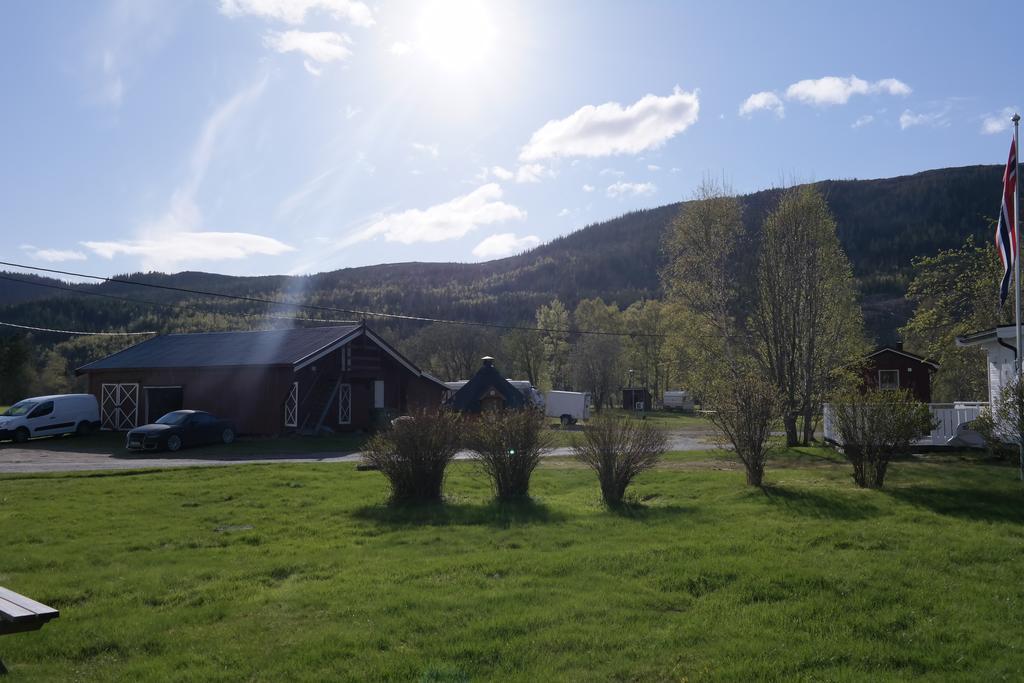 Holmset Camping And Fishing Namdalseid Buitenkant foto