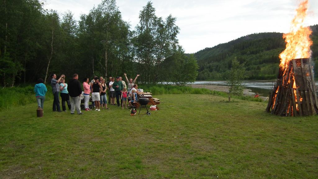 Holmset Camping And Fishing Namdalseid Buitenkant foto