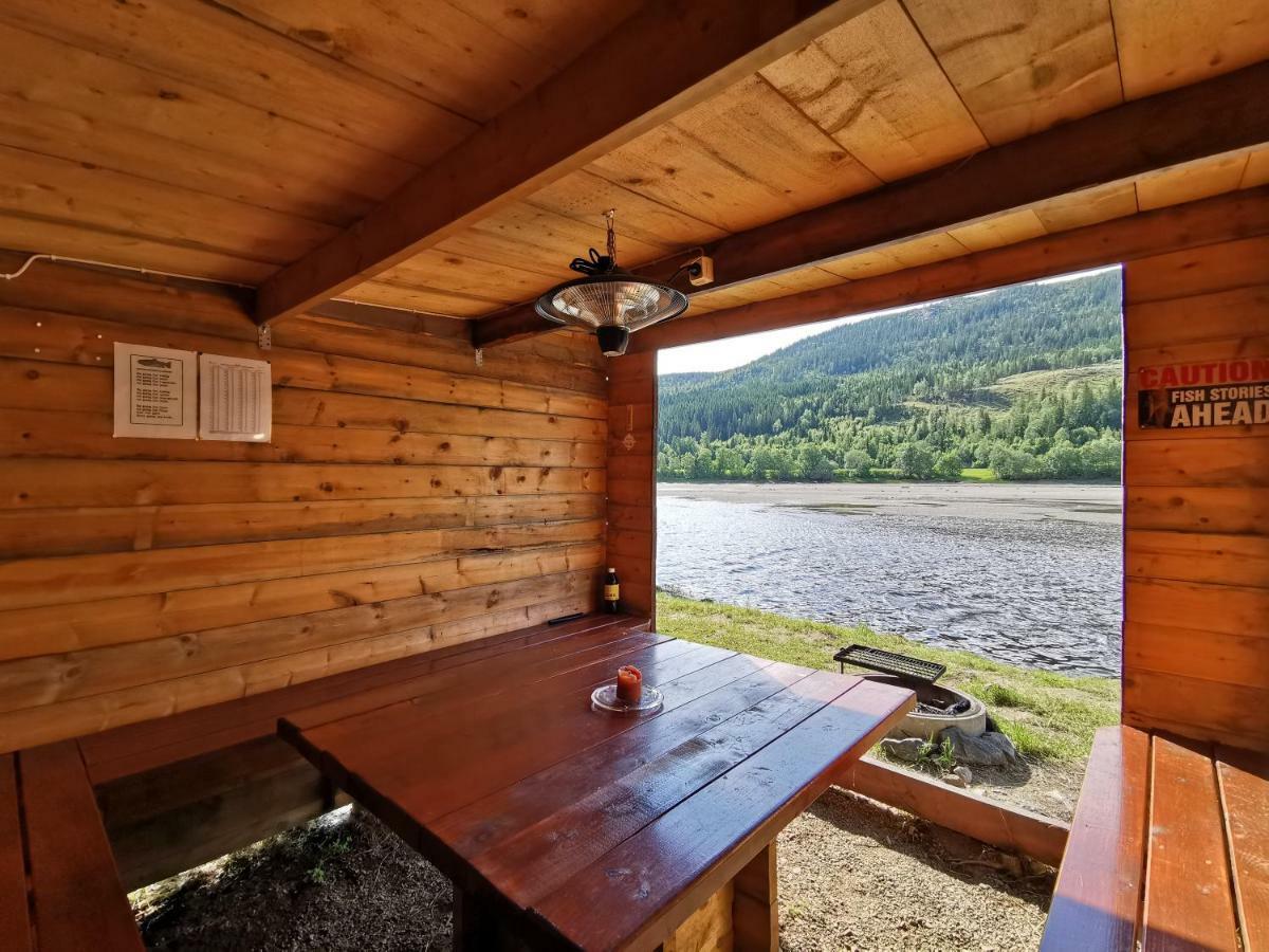 Holmset Camping And Fishing Namdalseid Buitenkant foto